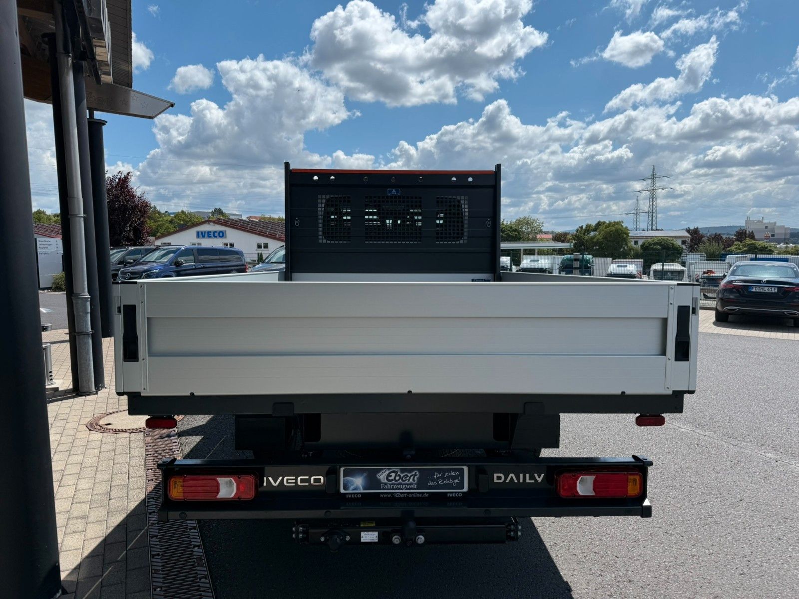 Fahrzeugabbildung Iveco 35S18H D Pritsche *R 3750 mm*AHK*Automatik*
