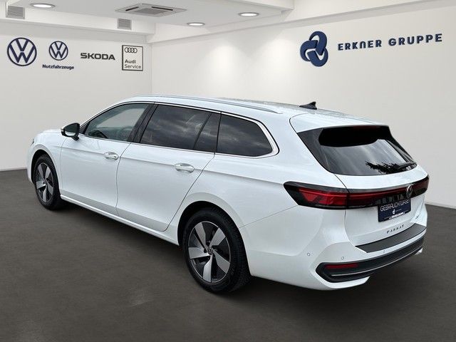 Fahrzeugabbildung Volkswagen Passat 1.5eTSI DSG Business LED+DIGI+KAM+AHK+ACC