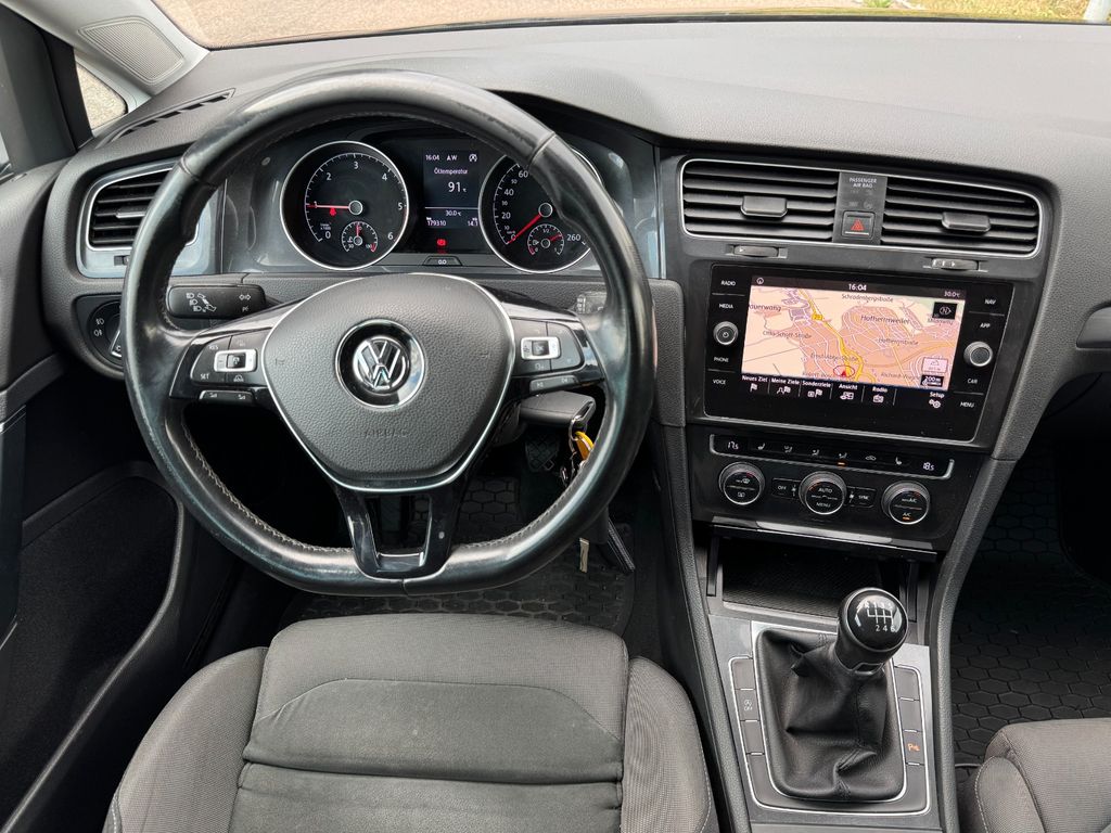 Volkswagen Golf VII 2.0 TDI Variant Comfortlin,LED,Navi,AHK