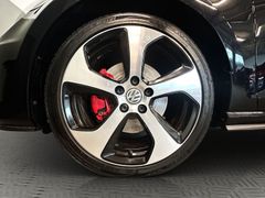 VW Golf GTI BMT Automatik Navi PDC Bi-Xenon SHZ
