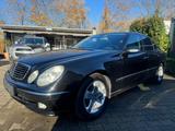 Mercedes-Benz E 220 CDI  E -Klasse Lim. Automatik Anhängerk. - gebrauchte Mercedes-Benz E 220 aus dem Jahr 2002