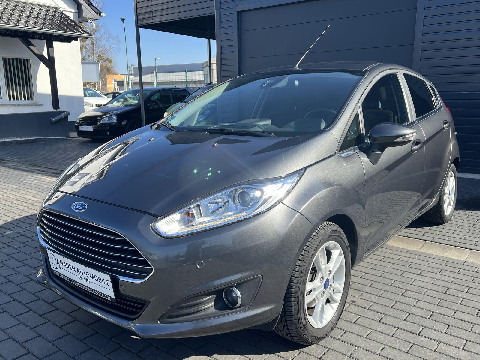 Ford Fiesta Titanium Automatik+Navi+RFK+PDC+Sitzhzg+