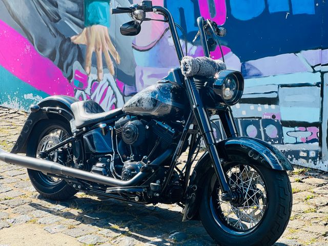 Harley-Davidson FLS 103 Softail Slim Chicano Style