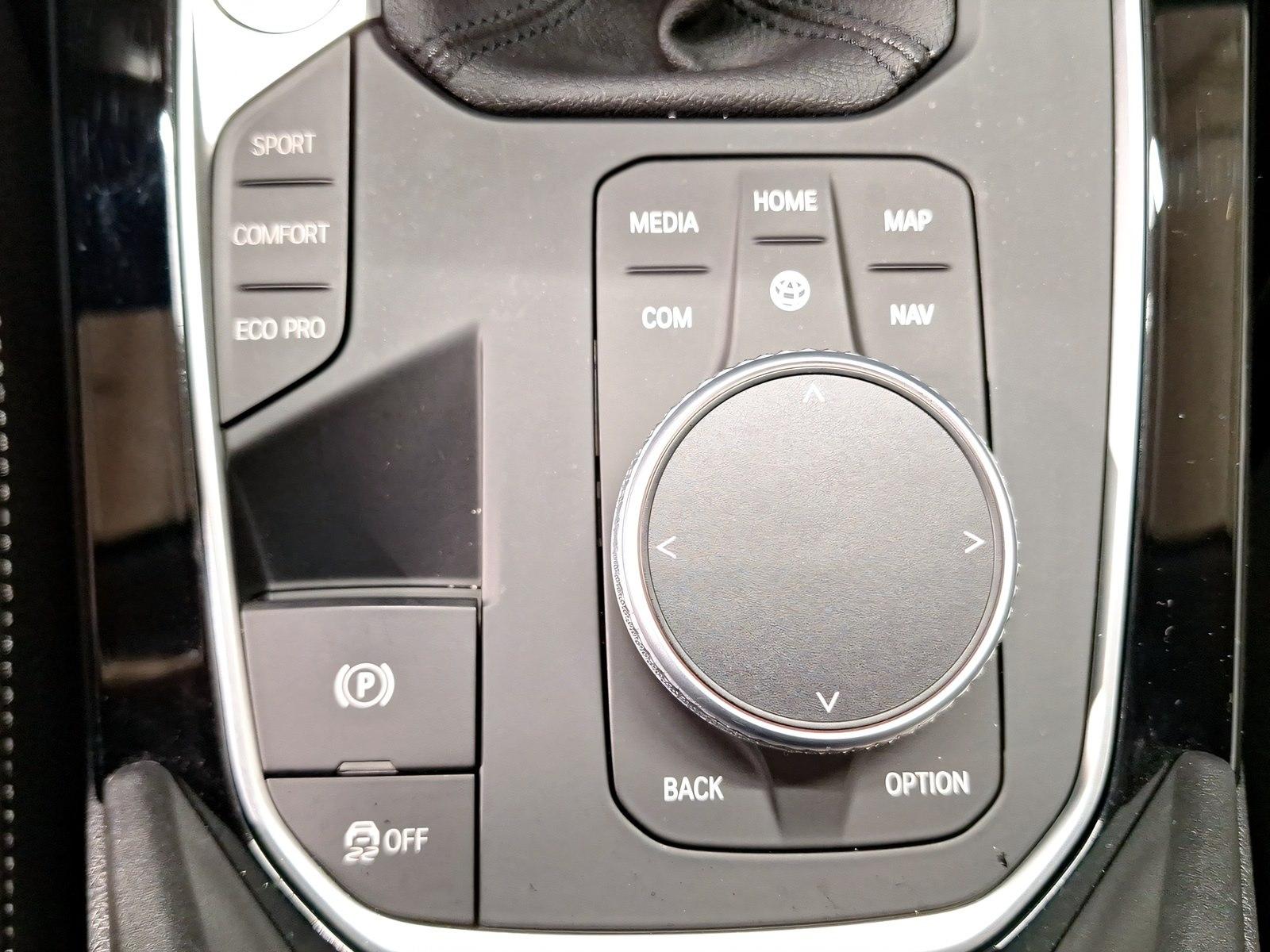 BMW 118 d Sport Line Navi Kamera Sportsitze LED, миниатюра 20