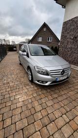 Mercedes-Benz B 160 CDI - - silberne Mercedes-Benz B 160