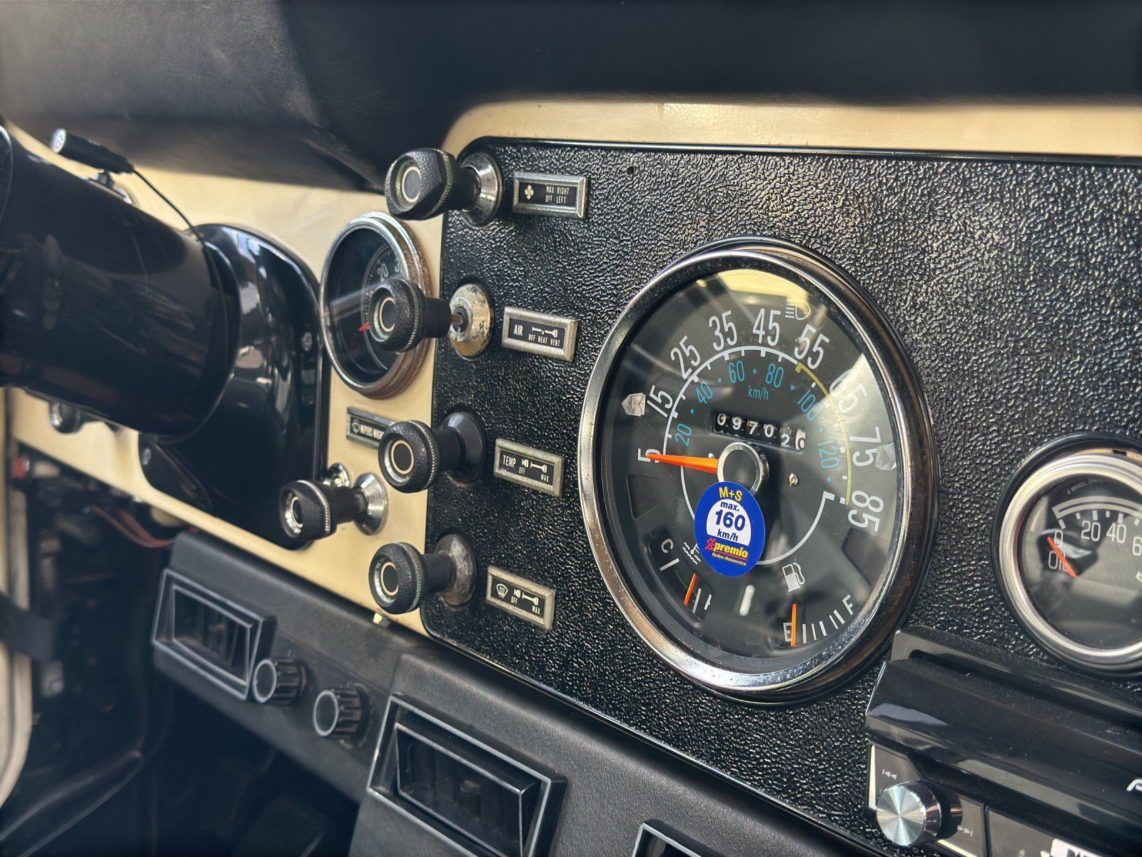 Fahrzeugabbildung Jeep CJ7 V8 LT1 H-Zulassung alles eingetragen