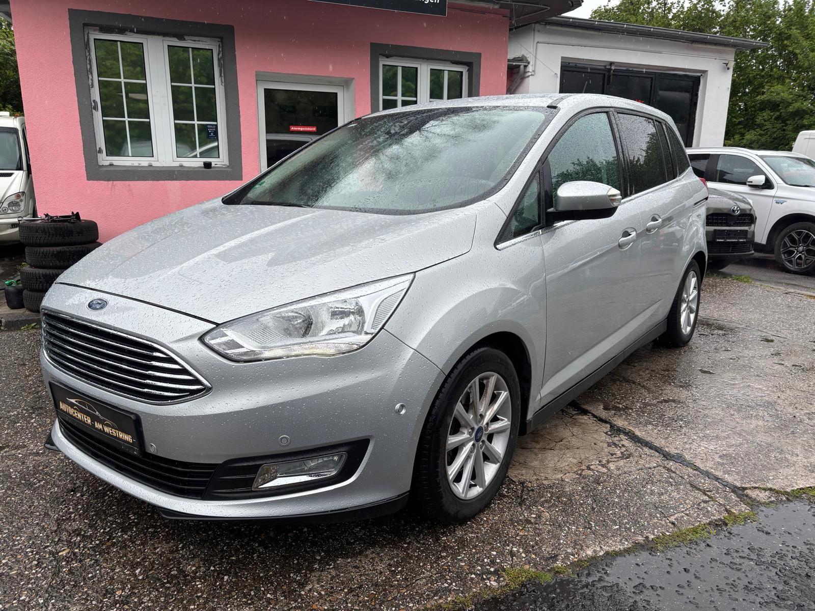 Ford Grand C-MAX Titanium /7.Sitzer/Navi/Sitzheizung/