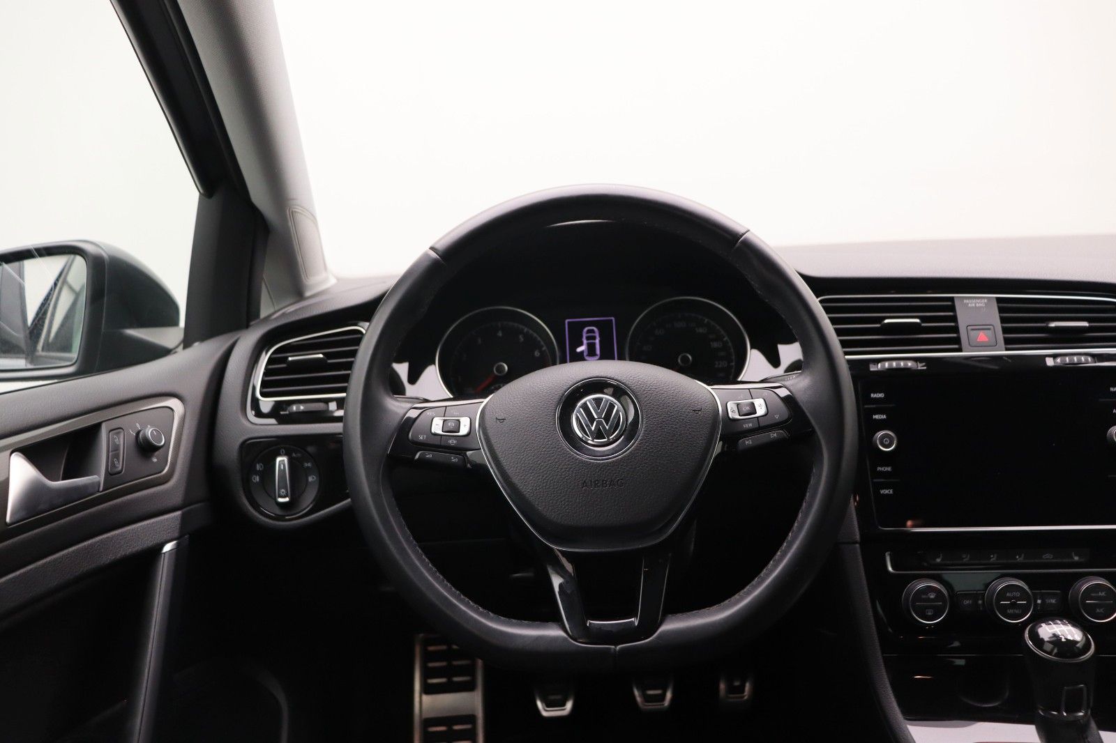 Fahrzeugabbildung Volkswagen Golf VII 1.0 Lim. Join
