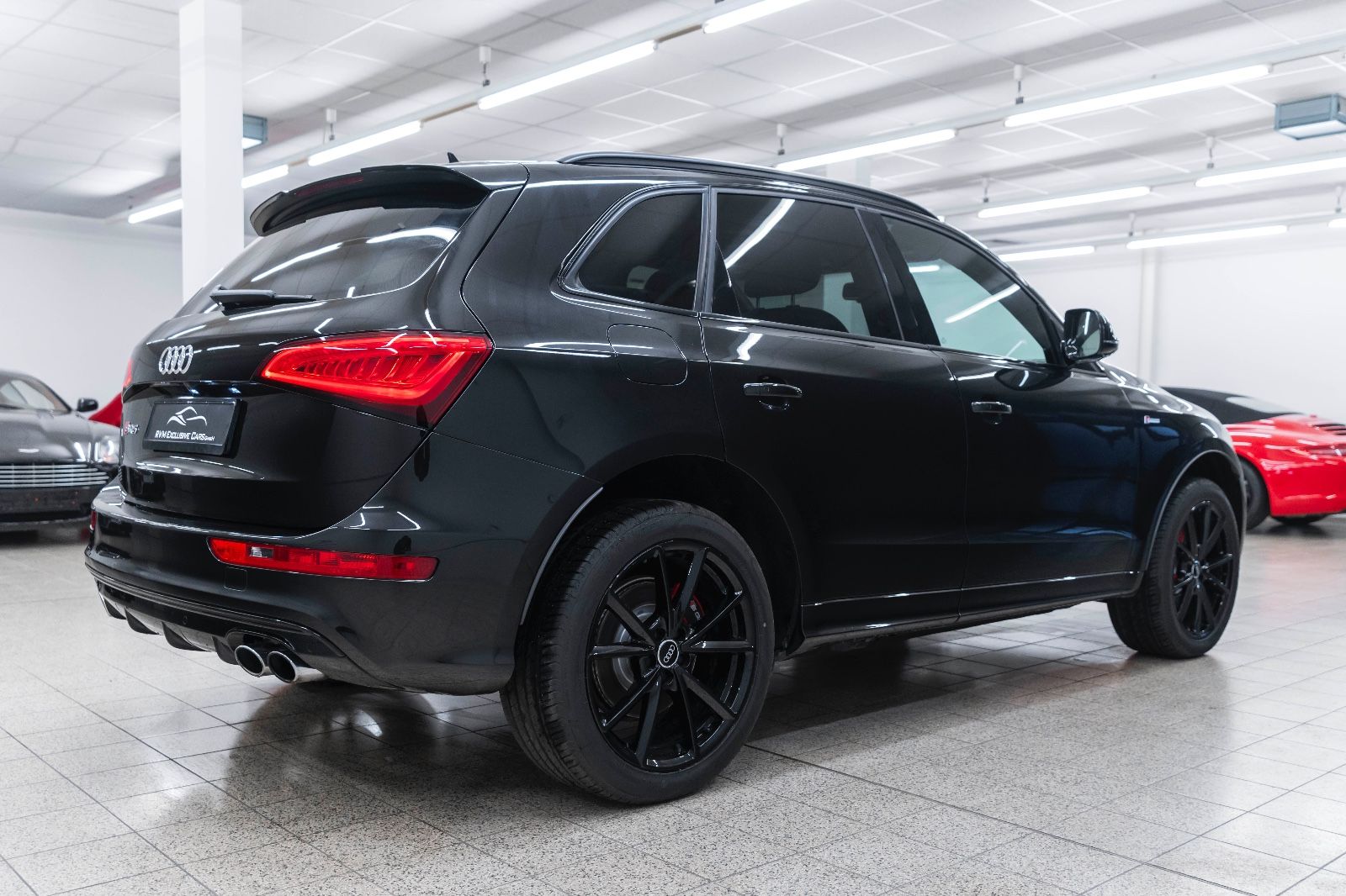 Fahrzeugabbildung Audi SQ5 3.0TFSI QUATTRO B&O BIXENON KAM NAV ALC PANO