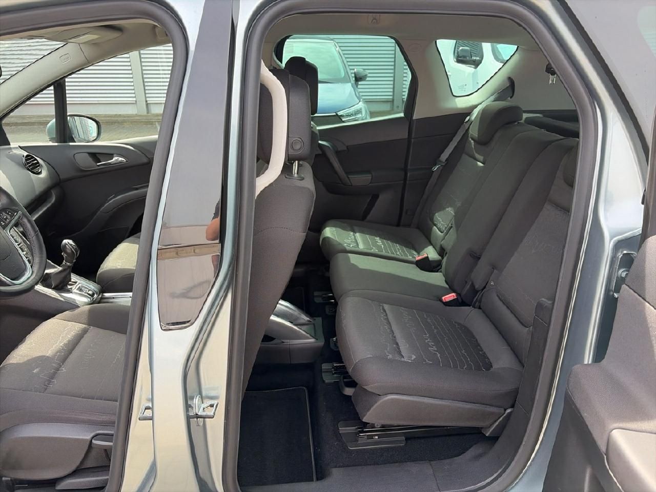Fahrzeugabbildung Opel Meriva 1,4 Color Edition