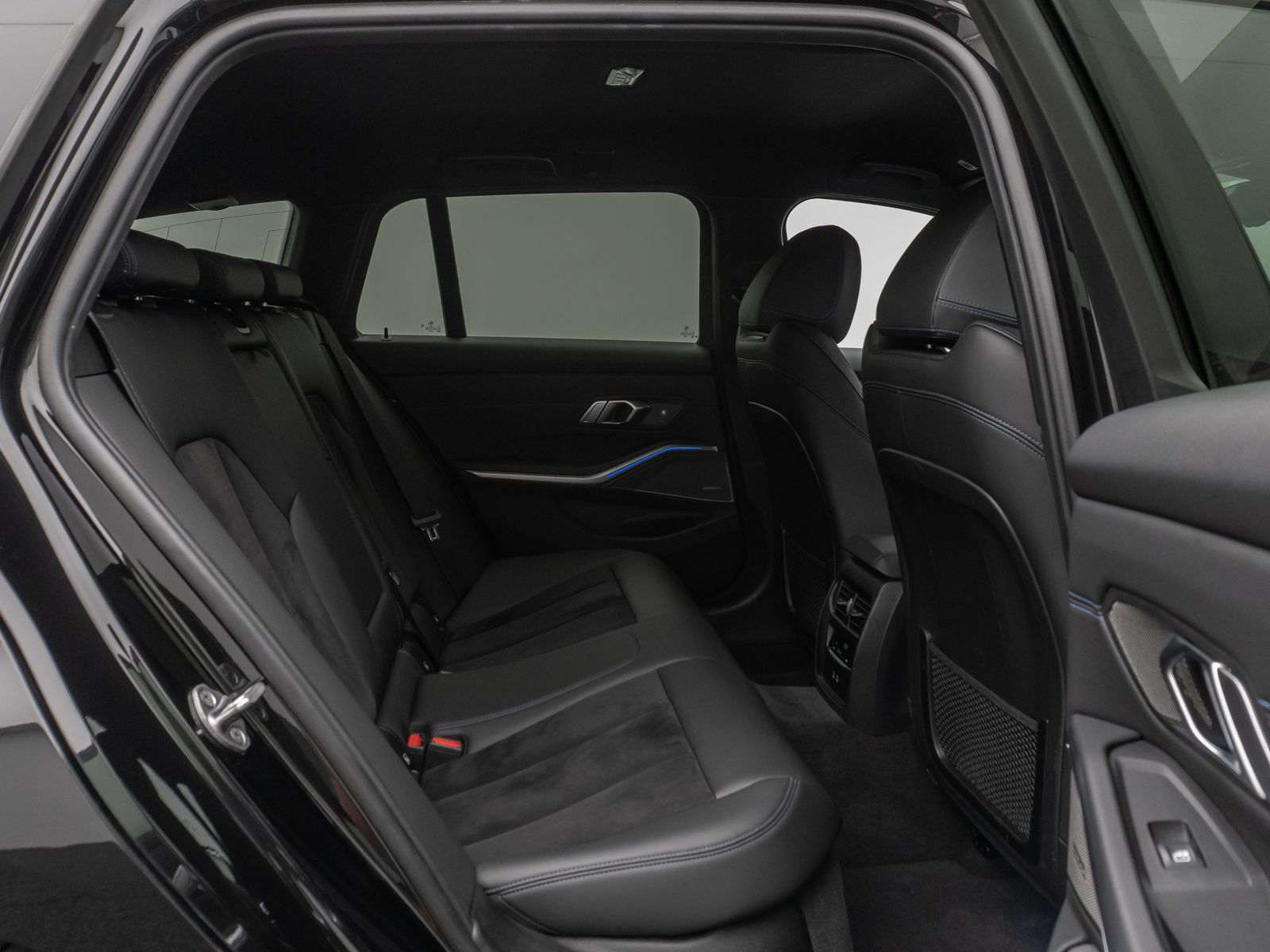 Fahrzeugabbildung BMW 320d  M Sport Laser Kamera DAB H/K Komfort Alarm