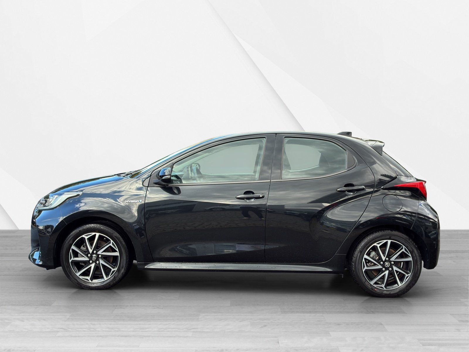 Fahrzeugabbildung Toyota Yaris 1.5 Dual-VVT-iE Hybrid Club Kamera,LED,LM