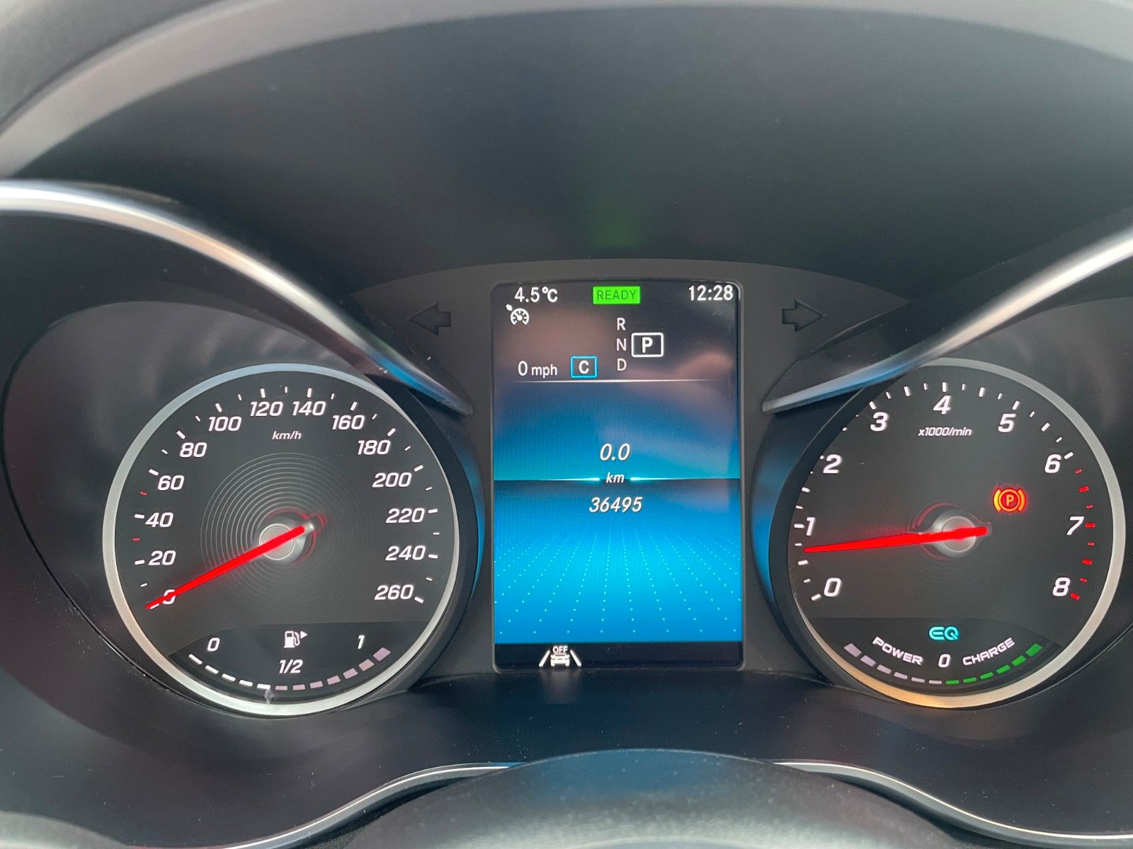 Fahrzeugabbildung Mercedes-Benz C 200 T AMG+Burm+AHK+Ambiente+360+Night