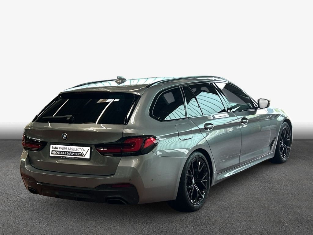 BMW 540d xDrive Touring Aut. AHK SHZ MSport foto 2