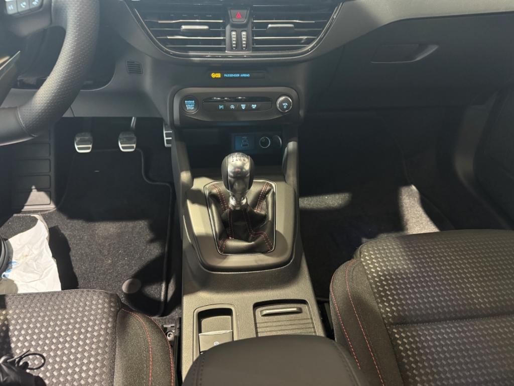 Ford Focus ST-Line ACC+Navigation+LED+Rückfahrkamera