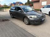 Toyota avensis 2.0 disel D4D - Toyota Avensis aus 2008 mit Diesel-Antrieb