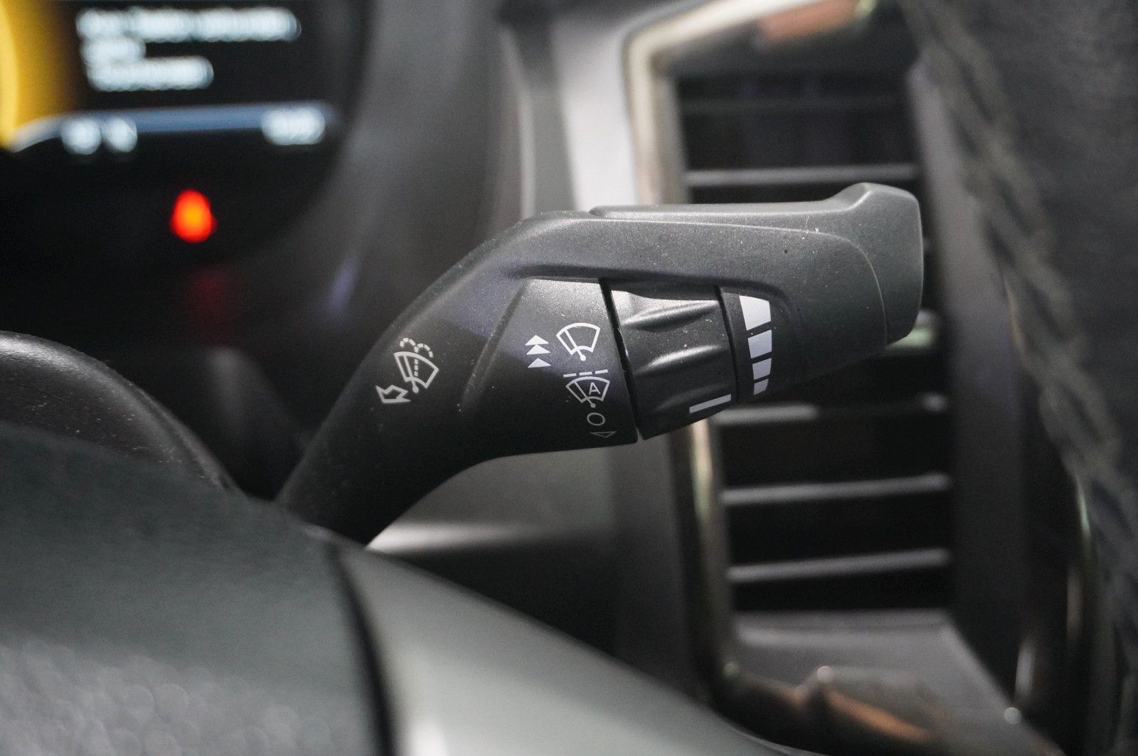 Fahrzeugabbildung Ford Ranger 2.0D LIMITED 4X4 EXTRA NAVI/LED/LEDER/AHK