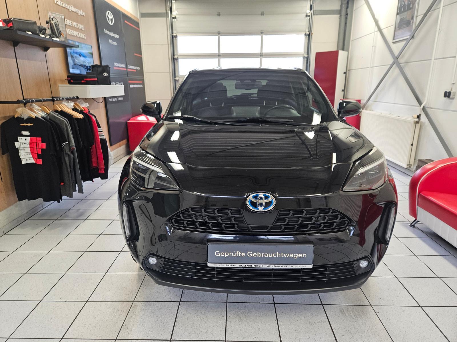 Toyota Yaris Cross Hybrid 4x2 Team Deutschland