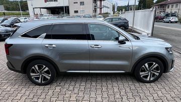 KIA Sorento - 8