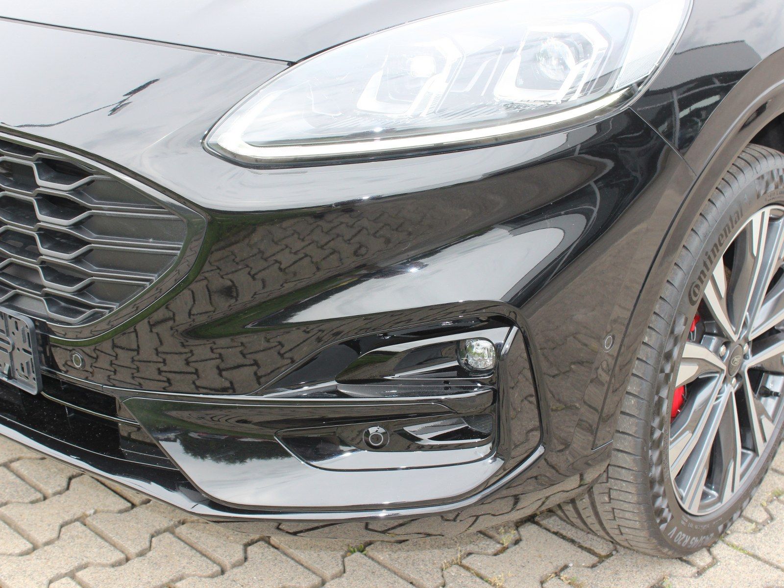Fahrzeugabbildung Ford Kuga Plug-In Hybrid ST-Line X 2,5 Duratec