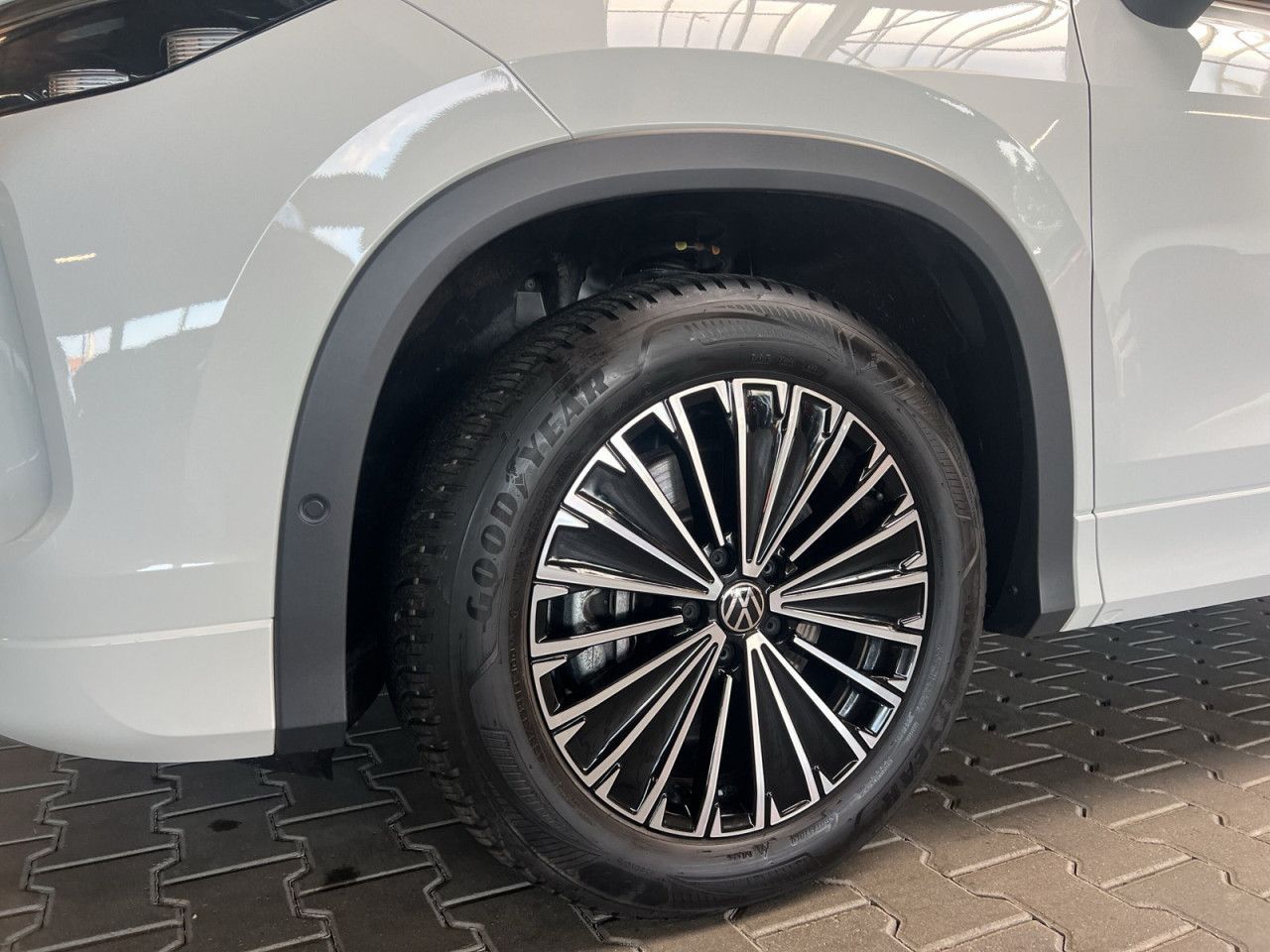 Volkswagen Tayron LIFE 2.0 TDI DSG NAVI AHK LED ACC foto 4