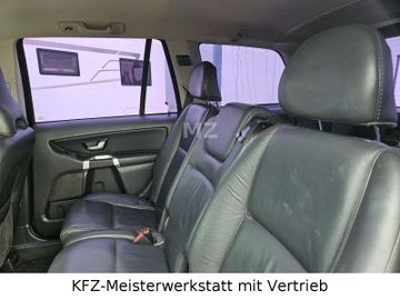 Volvo XC90 - 11