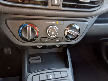 Hyundai i10 1.0 Select (63PS) 5-MT MY25