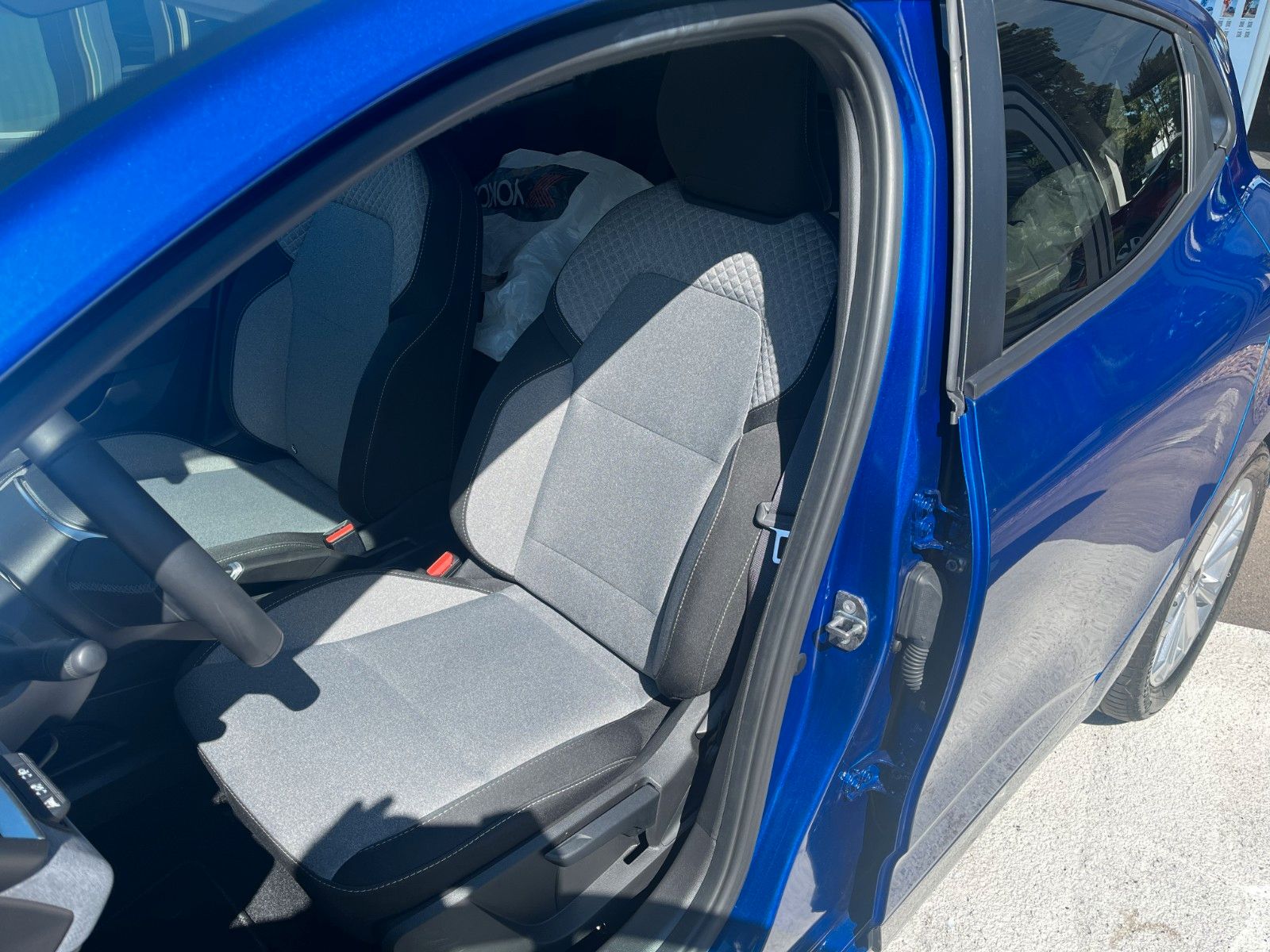 Fahrzeugabbildung Renault Clio V Evolution "FULL HYBRID"