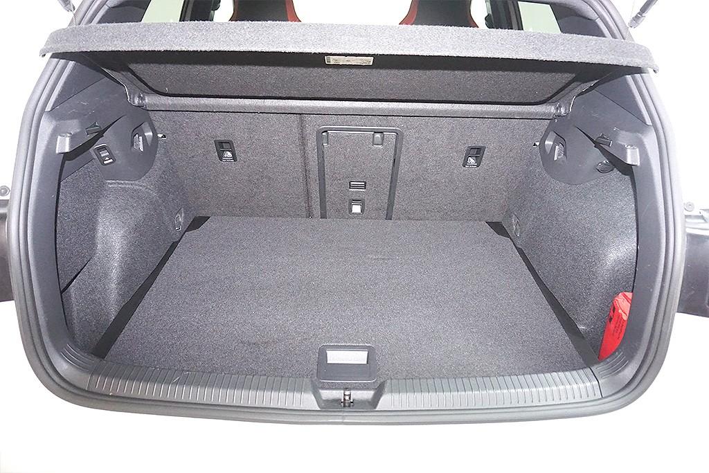 Volkswagen Golf 8 2.0TSI DSG GTI Virtual AHK Sthz, миниатюра 17