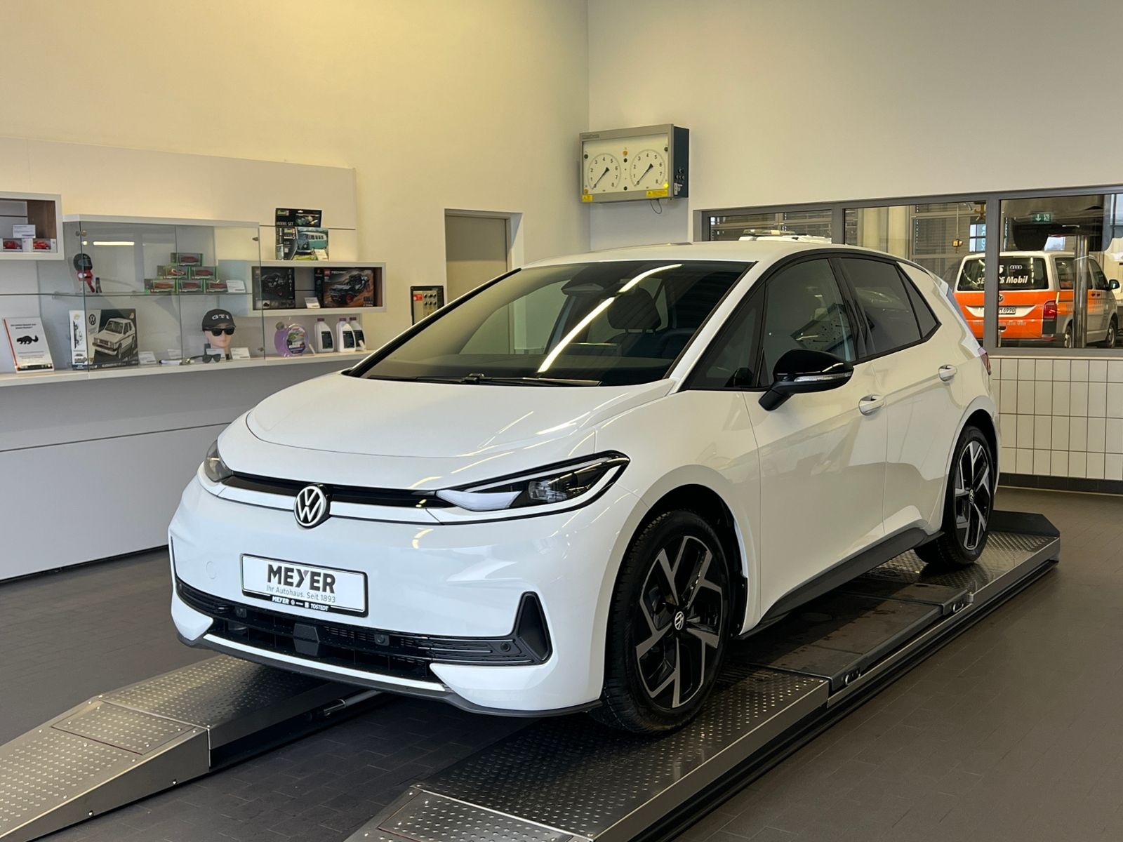 Fahrzeugabbildung Volkswagen ID.3 NEO Life 50 kWh *19" LM-Felge, Ganzjahresre