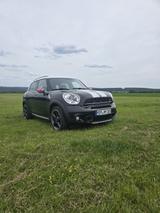 MINI Countryman S Leder/Panorama/Anhängerkupplung  - MINI Countryman Serie von privat