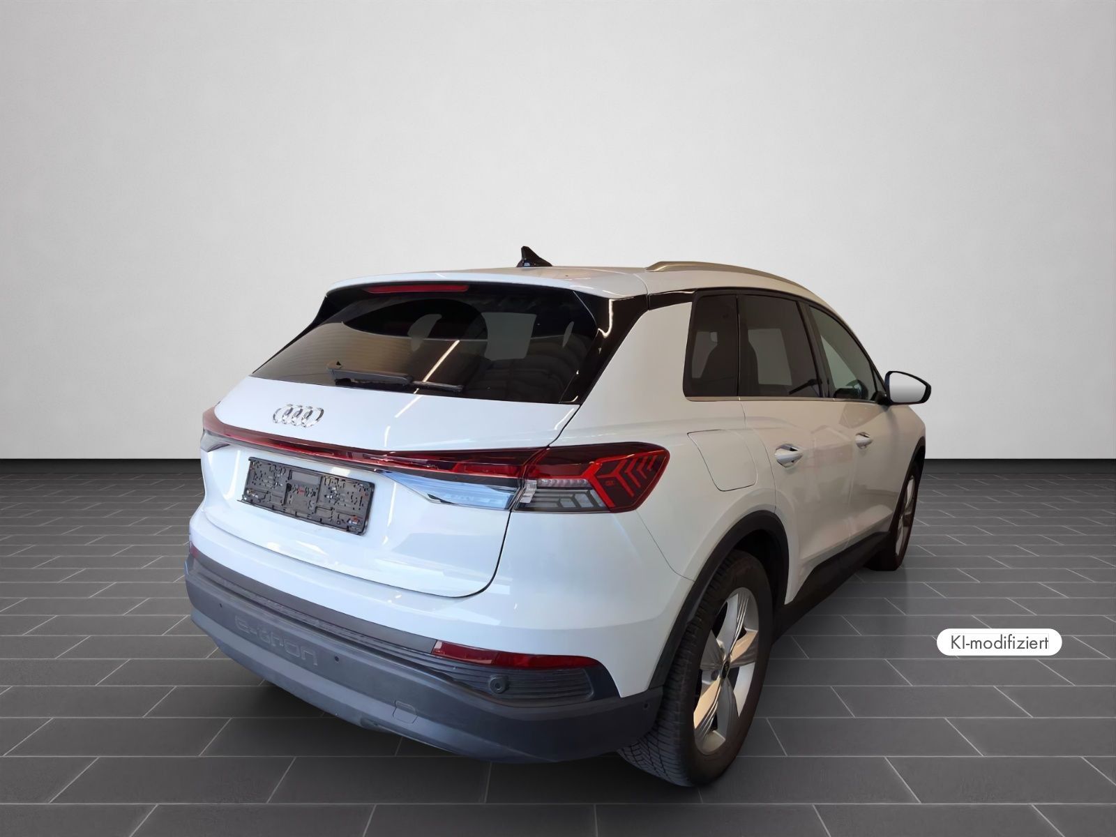 Audi Q4 e-tron 40 NAVI PANO RFK HuD ACC SHZ LEDER imagem 2