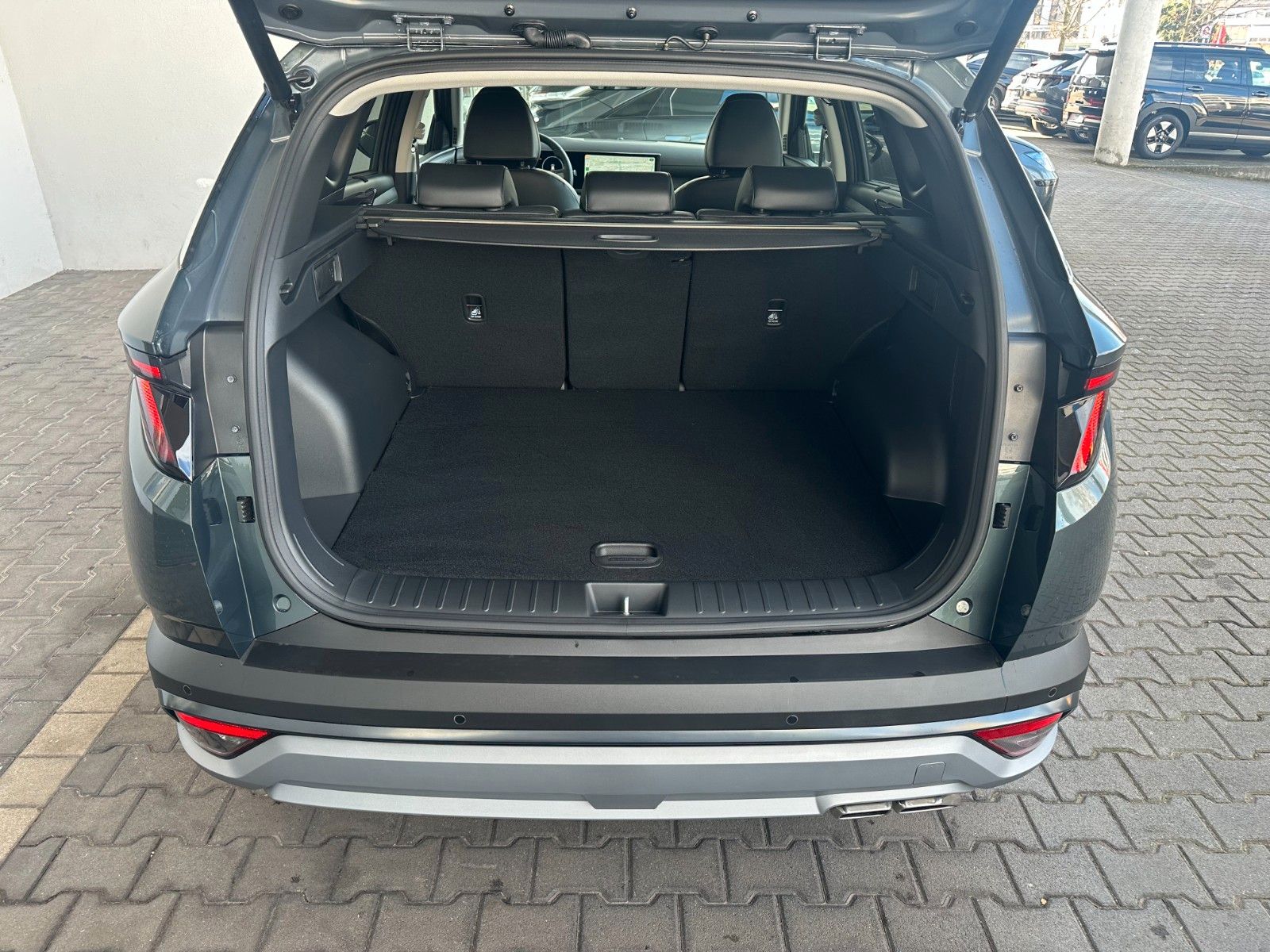 Fahrzeugabbildung Hyundai Tucson Prime Hybrid 1.6l 215PS Leder/Panorama!