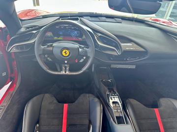 2024 Ferrari SF90 缩略图 17