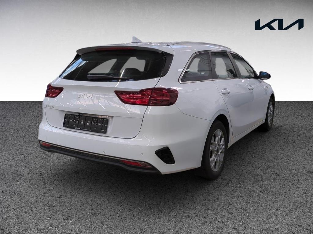 Kia Ceed_sw 1.5T 140 DCT7 VISION Komfort+ Navi ACC
