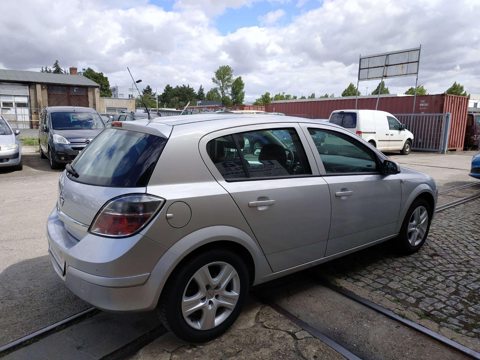 Astra 1.6 Edition/ TÜV NEU/ Allwetterreifen/ PDC – Bild 4