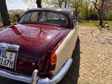 Jaguar 4 Door Saloon - Autos aus dem Jahr 1968