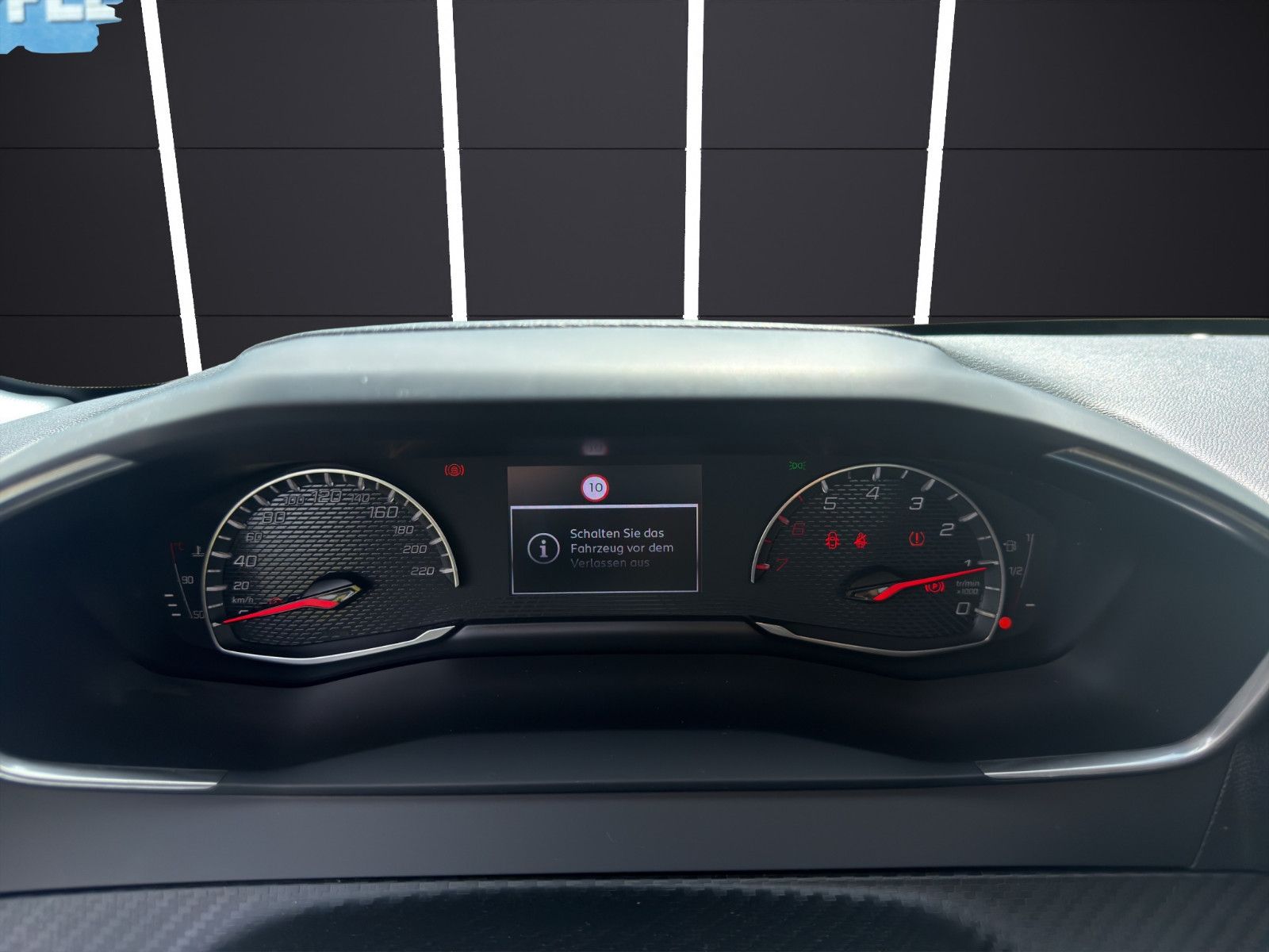Fahrzeugabbildung Peugeot 208 Active *SitzHZ*LED*Tempomat*PDC*CarPlay*