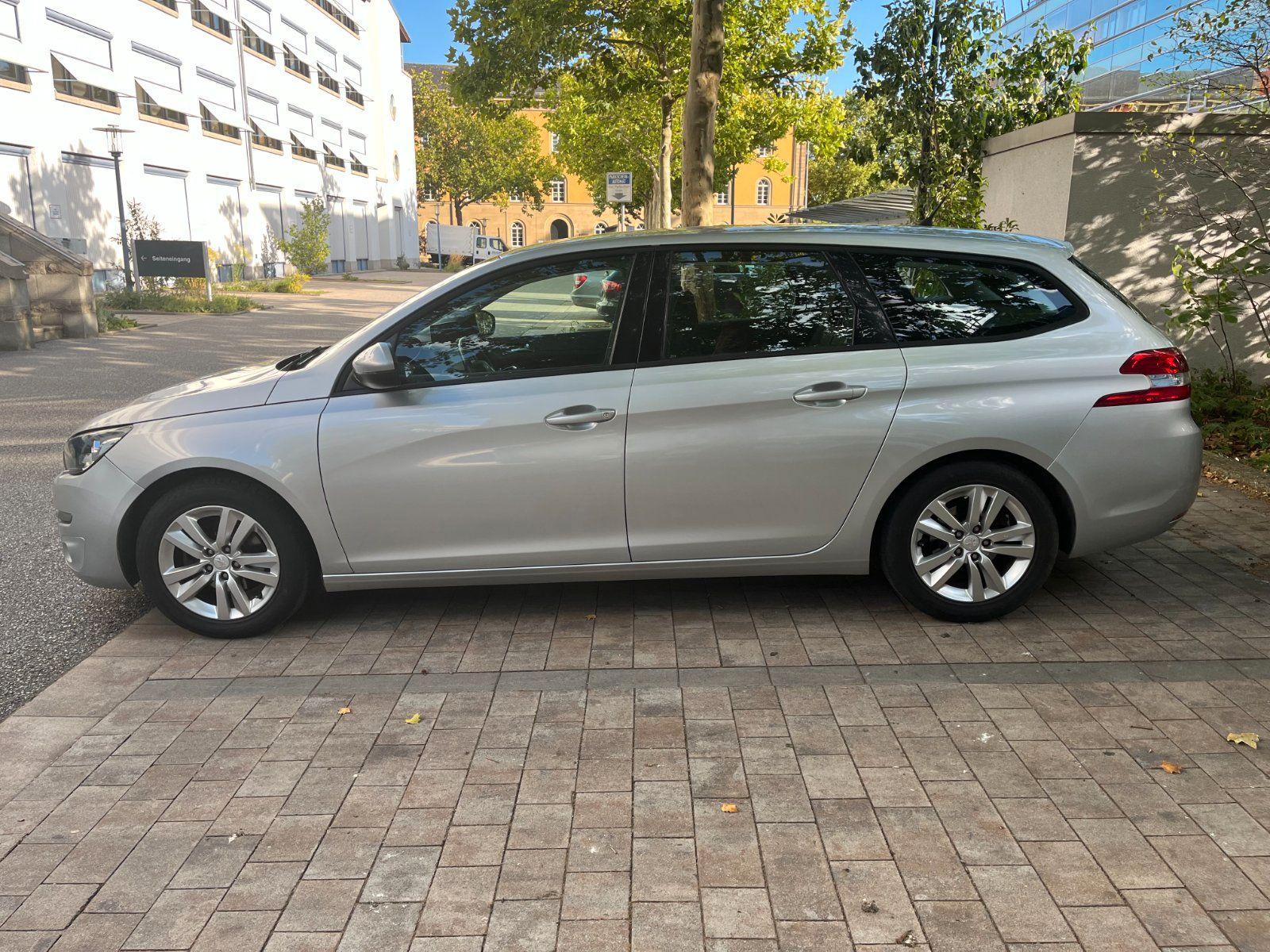 Peugeot 308 2015 — photo 8