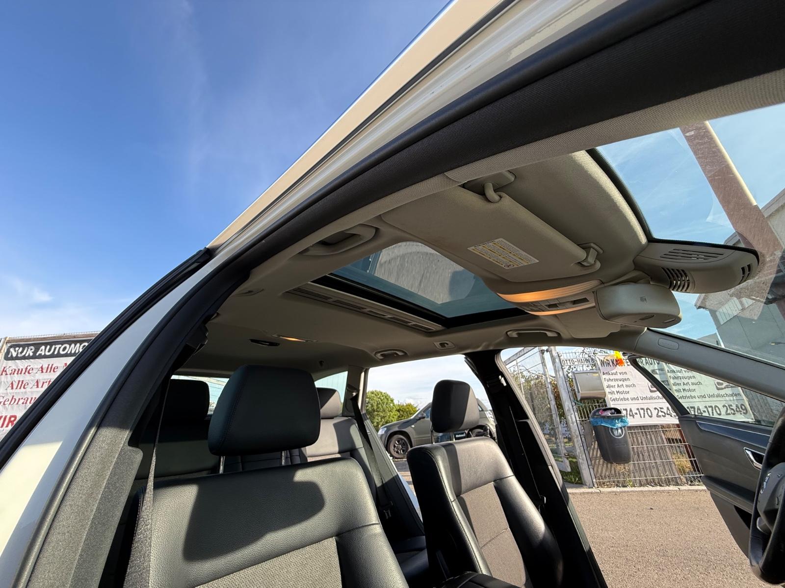 Mercedes-Benz E200 2010 — photo 8