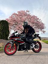 Suzuki GSX-R125, wenig km, hat noch Garantie, HU 10/26 - SUZUKI R 125 GSX