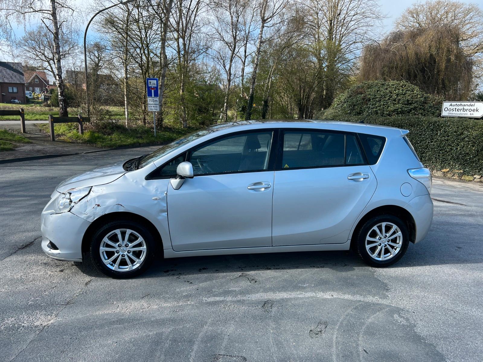 Toyota Verso Life 1.8  7-Sitze / Panorama