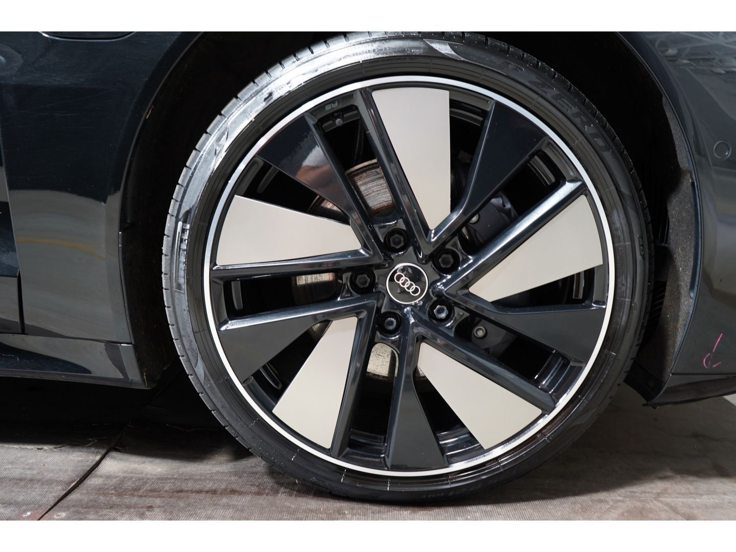 Audi e-tron GT - Bild 13