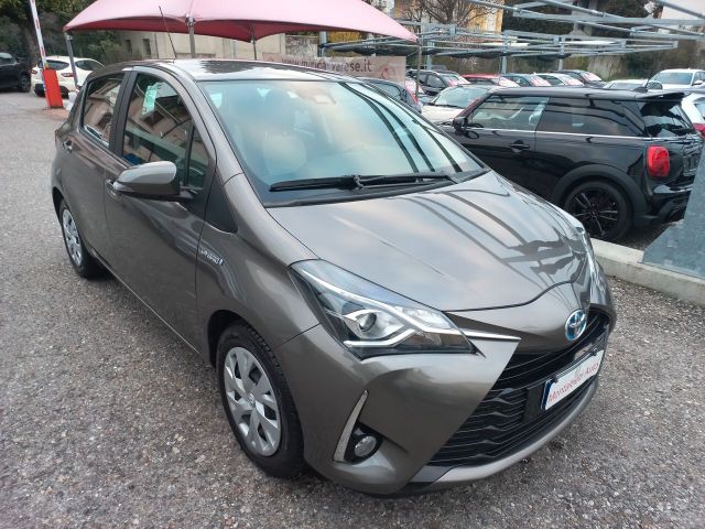 Toyota Yaris 1.5 Hybrid 5 porte Business