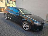 Audi A3 1.6 TDI Klimatr Tempom Eu5 Sitzhzg Navi PDC - Audi A3 aus 2010: TDI