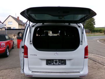 Mercedes V 250 - 12
