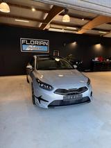 Kia cee'd / Ceed 1.5 T-GDI DCT Spirit Sportswago... - Kia cee'd / Ceed in Freiburg
