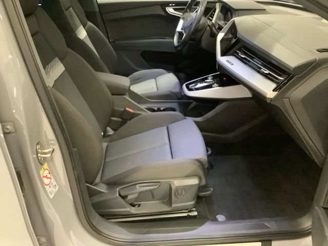 Q4 Sportback e-tron 40,Matrix-LED,Navi Plus,Stan