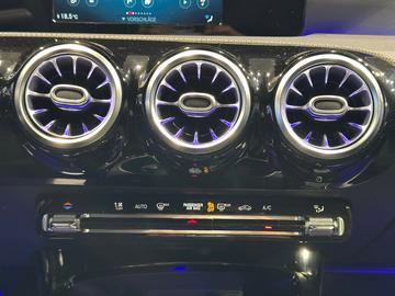 صورة مصغرة 33 لـ 2020 Mercedes-BENZ A 220