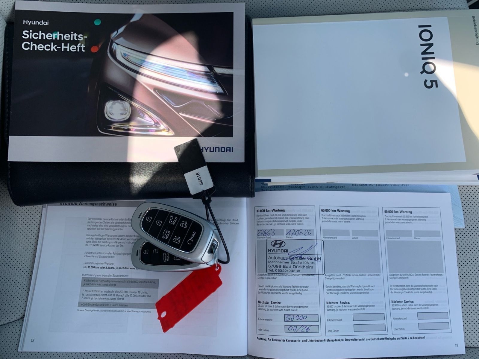 Fahrzeugabbildung Hyundai IONIQ 5 Uniq 4WD 72,6 kWh 20 Zoll Relax Paket
